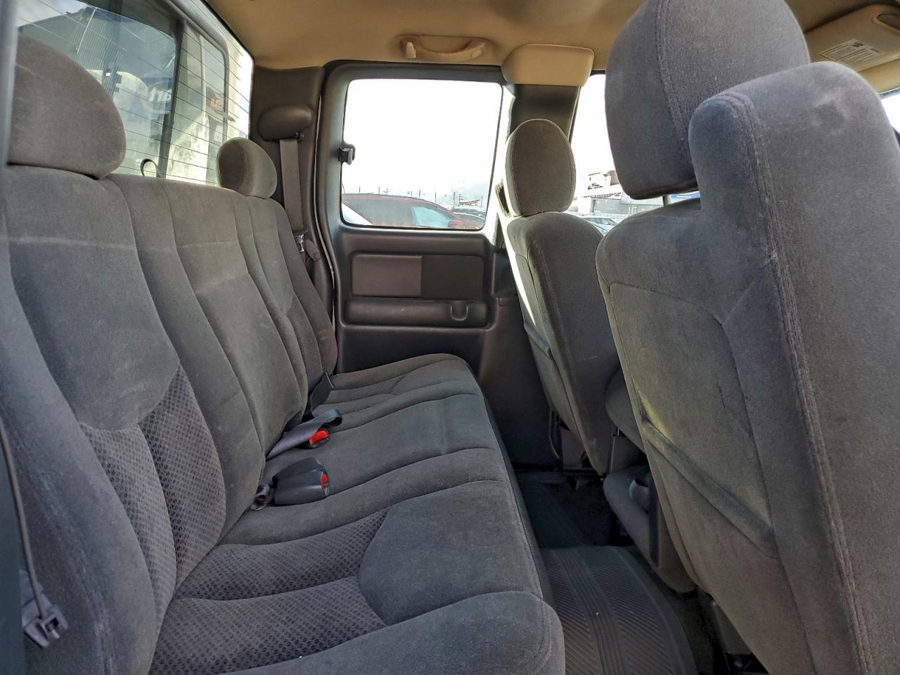 2004 Chevrolet Silverado K1500 VIN: 2GCEK19T441106965 Lot: 94267805