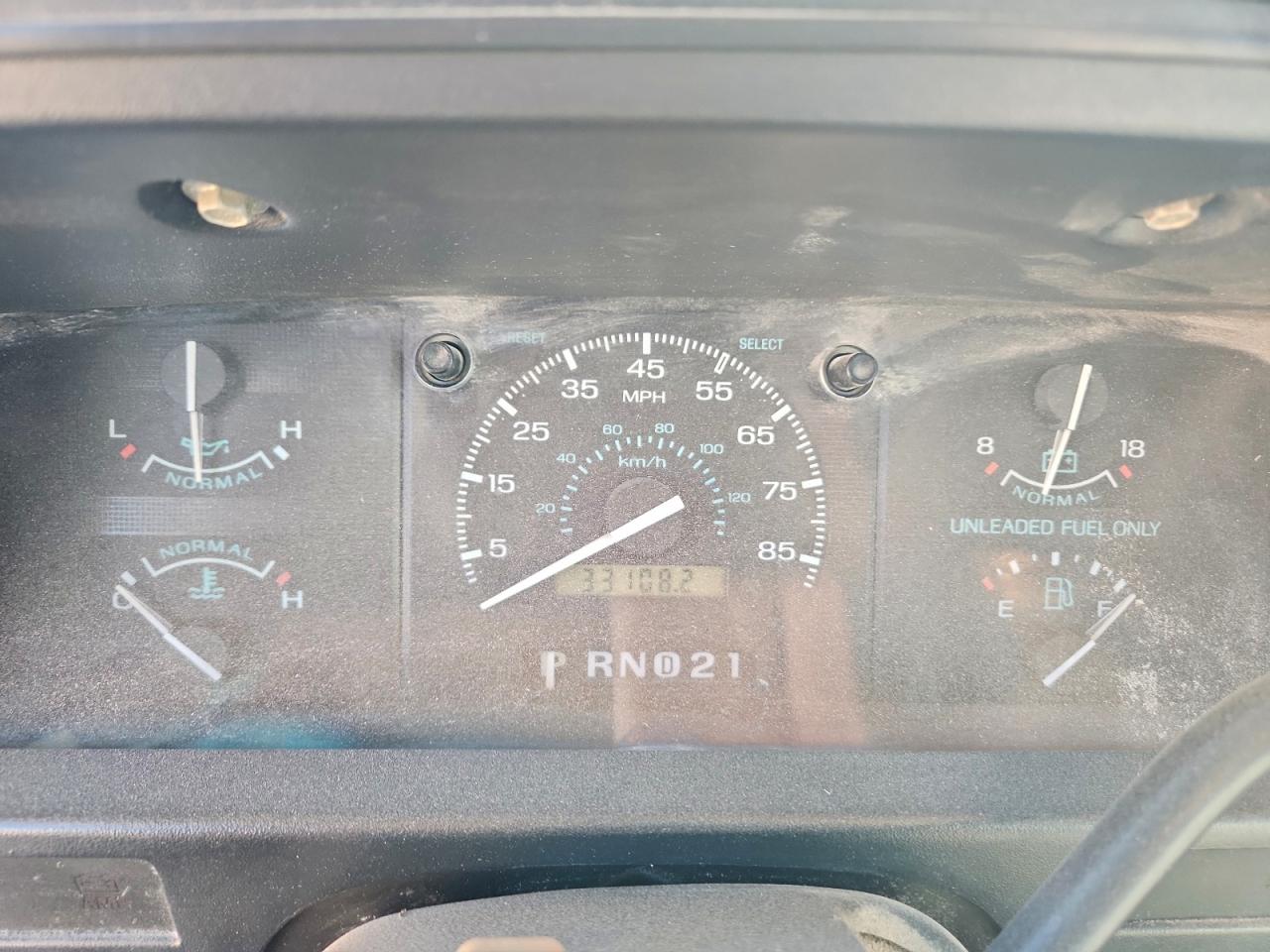 1995 Ford Econoline E350 Cutaway Van VIN: 1FDKE30G9SHA04556 Lot: 93916565