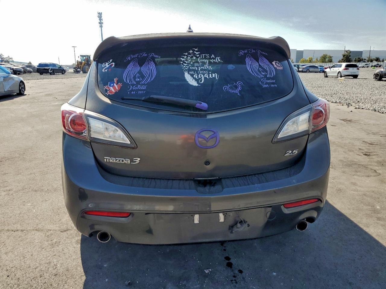 2011 Mazda 3 S VIN: JM1BL1K6XB1418554 Lot: 93953665