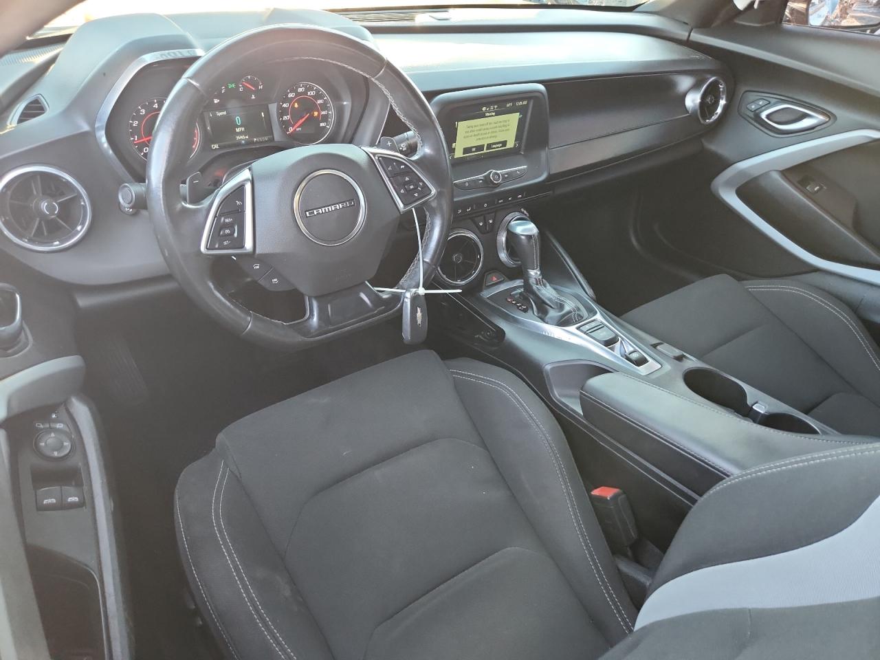 2018 Chevrolet Camaro Lt VIN: 1G1FB1RS1J0175480 Lot: 92318855