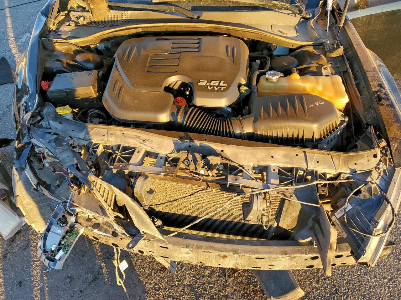 2019 Chrysler 300 S VIN: 2C3CCABG4KH533766 Lot: 94174405