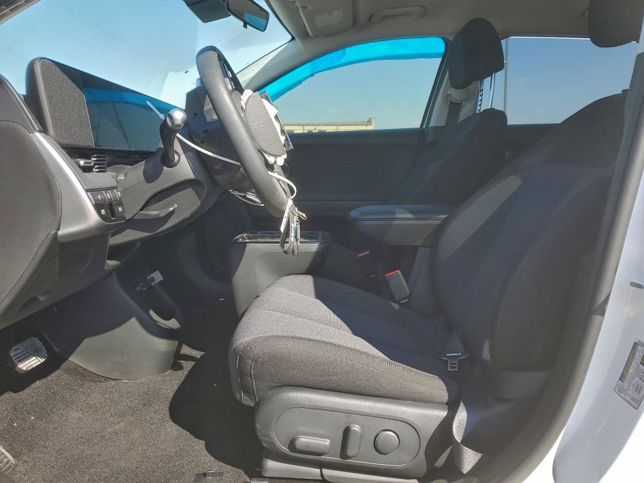 2025 Hyundai Ioniq 5 Se VIN: 7YAKM4DB1SY036003 Lot: 91990085