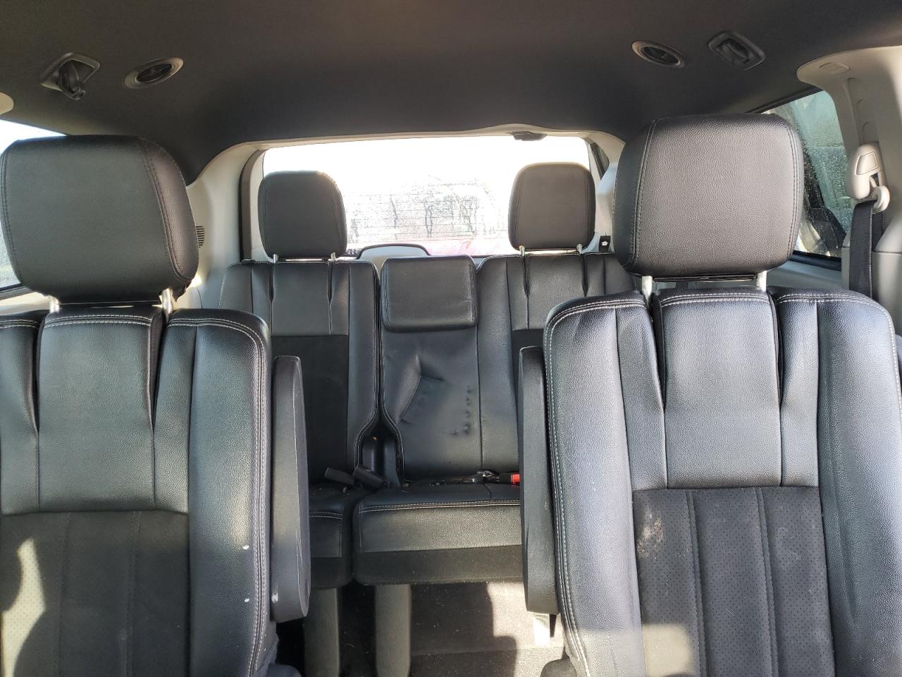 2019 Dodge Grand Caravan Sxt VIN: 2C4RDGCG9KR755363 Lot: 92884375