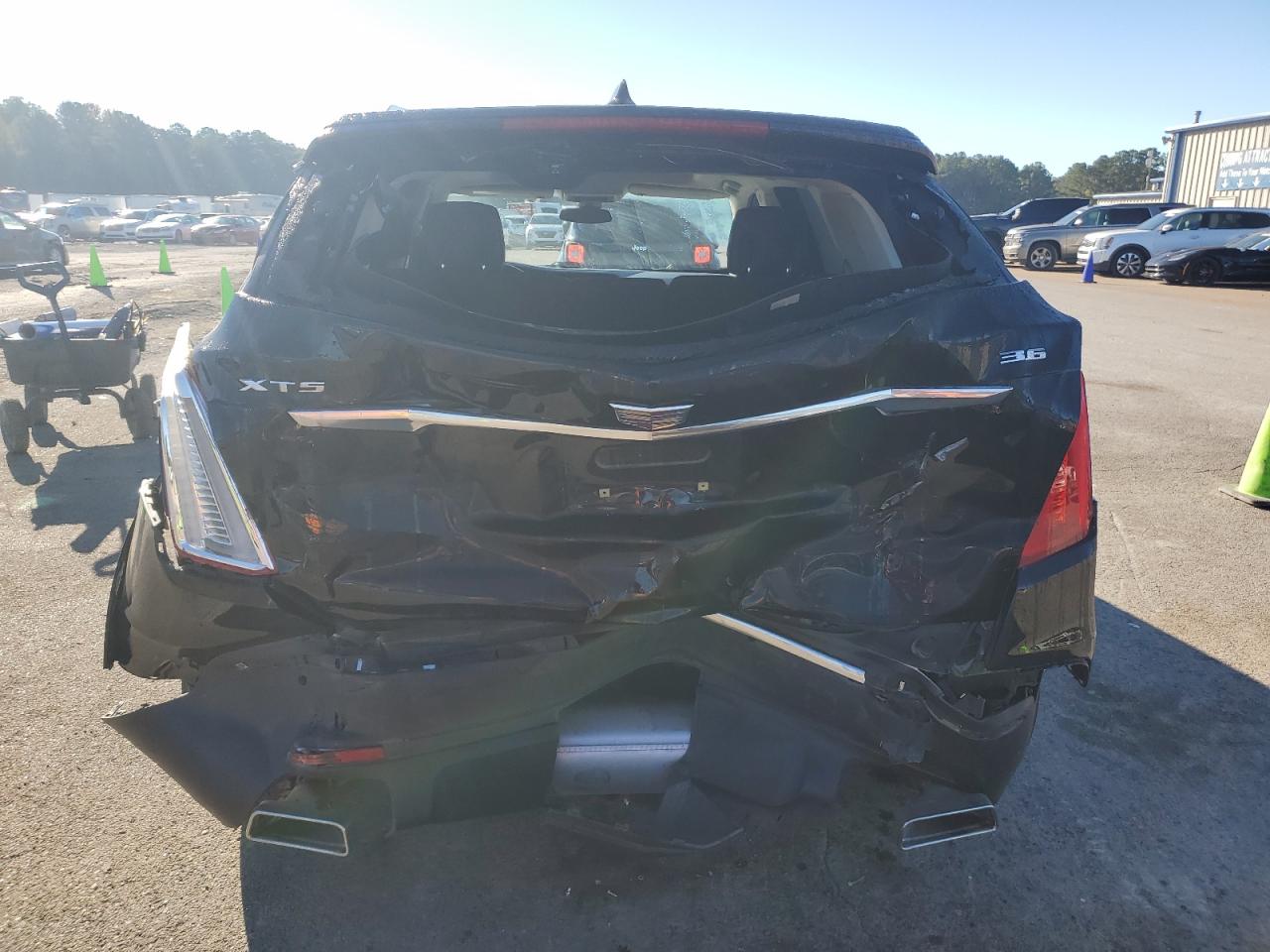 2017 Cadillac Xt5 Luxury VIN: 1GYKNBRS6HZ138573 Lot: 91147525