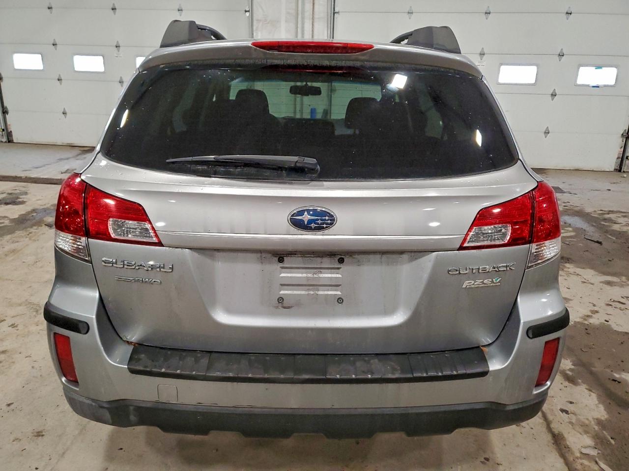 2011 Subaru Outback 2.5I Premium VIN: 4S4BRBBC6B3353227 Lot: 90629005