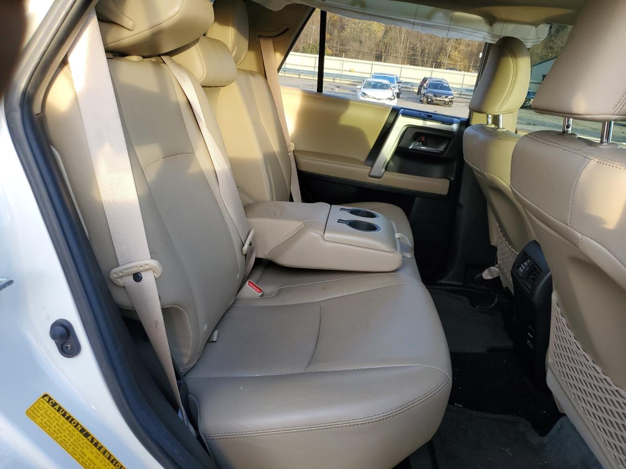 2017 Toyota 4Runner Sr5/Sr5 Premium VIN: JTEBU5JR6H5410819 Lot: 91509335