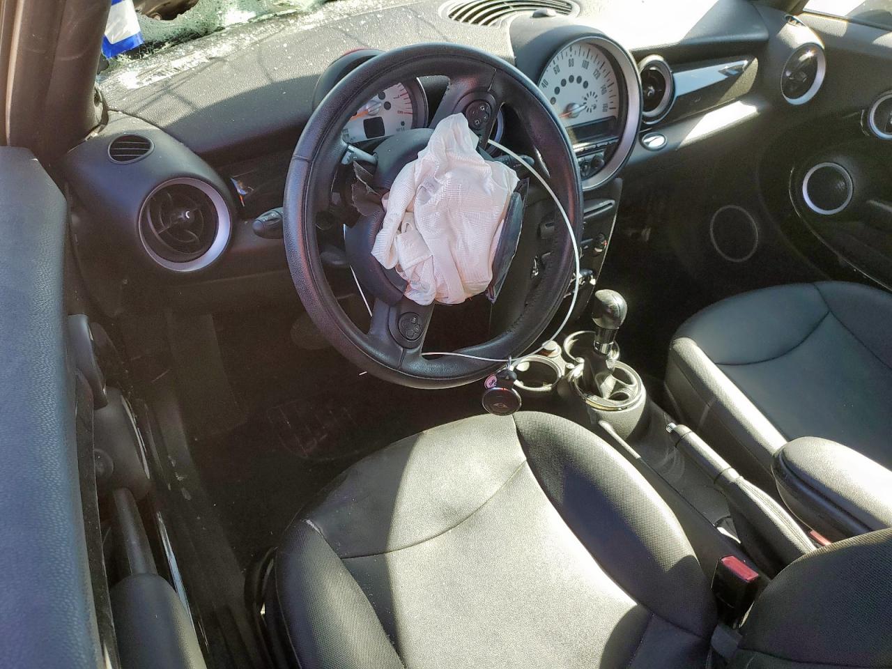 2013 Mini Cooper VIN: WMWSU3C54DT548056 Lot: 92523655