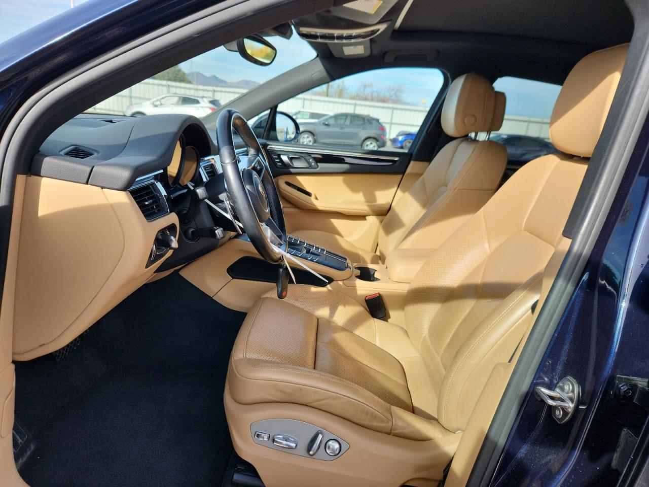 2018 Porsche Macan VIN: WP1AA2A54JLB01919 Lot: 91427095