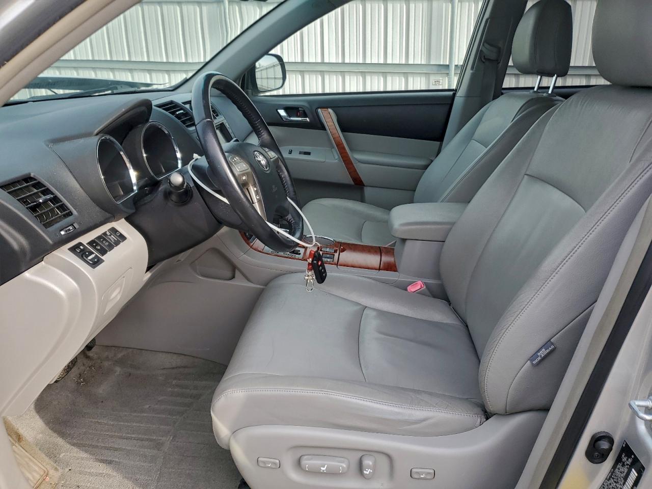 2008 Toyota Highlander Limited VIN: JTEES42A082018409 Lot: 93955075