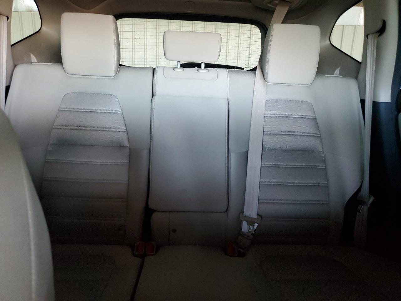 2019 Honda Cr-V Lx VIN: 2HKRW5H3XKH420422 Lot: 92416385