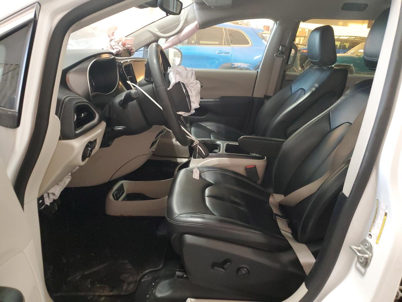 2023 Chrysler Pacifica Touring L VIN: 2C4RC3BG9PR605516 Lot: 92195095