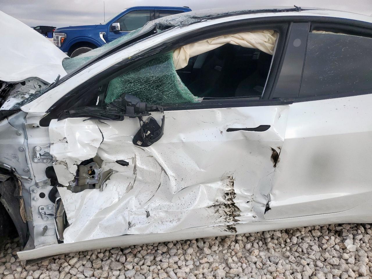 2025 Tesla Model 3 VIN: 5YJ3E1ET3SF002496 Lot: 92624275