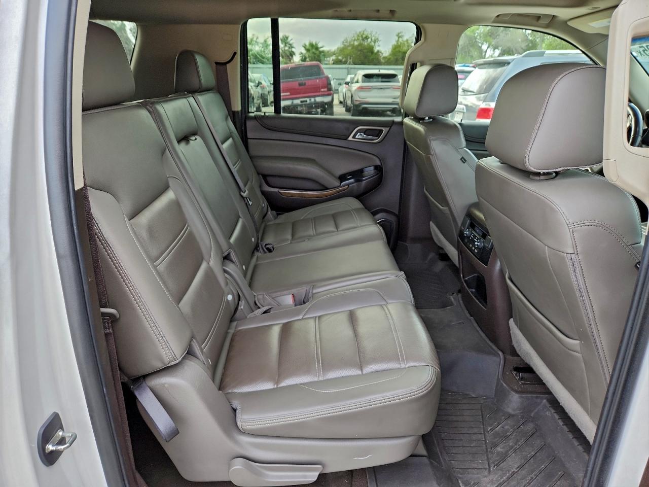 2019 GMC Yukon Xl Denali VIN: 1GKS2HKJ2KR148578 Lot: 92455195