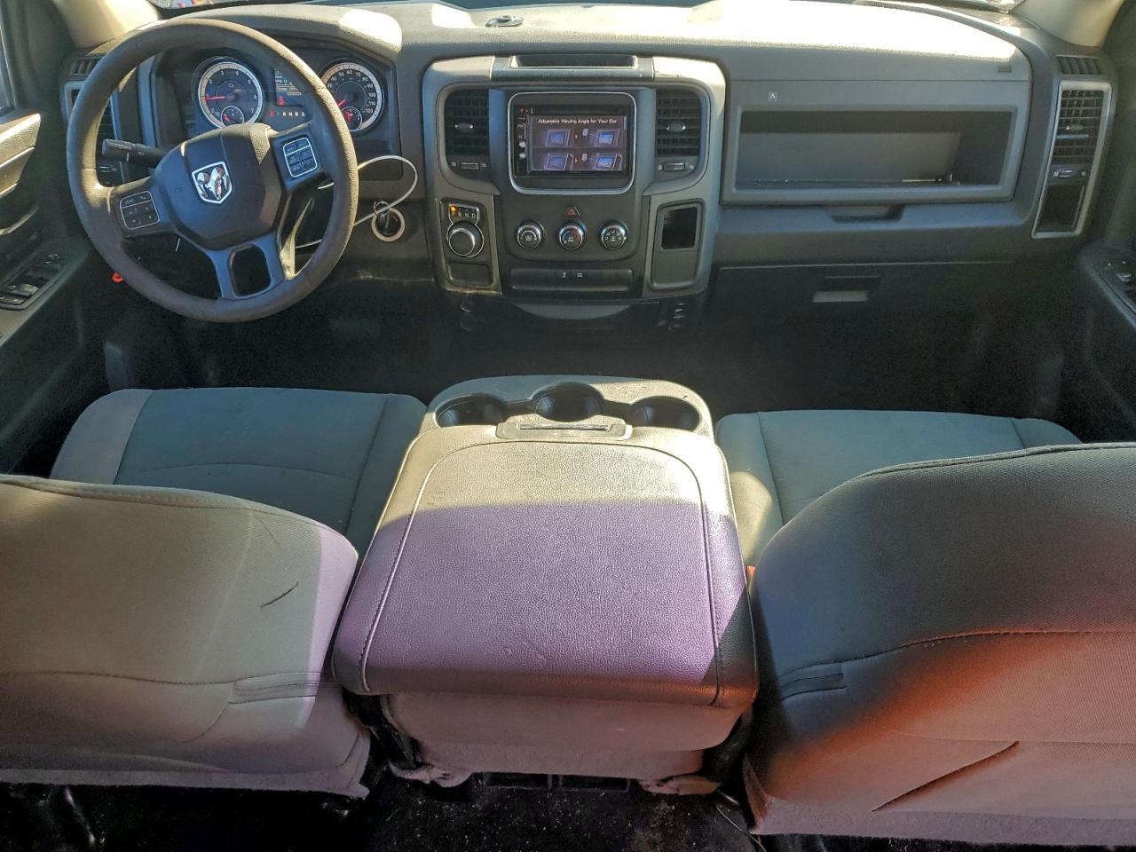 2018 Ram 1500 St VIN: 3C6RR6KT2JG137582 Lot: 94038915