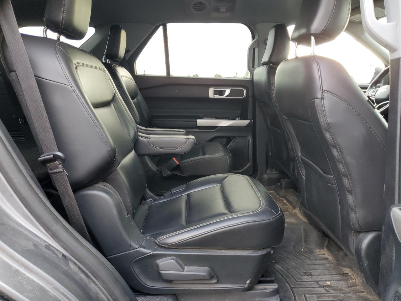 2022 Ford Explorer Xlt VIN: 1FMSK8DH7NGB72750 Lot: 92882375