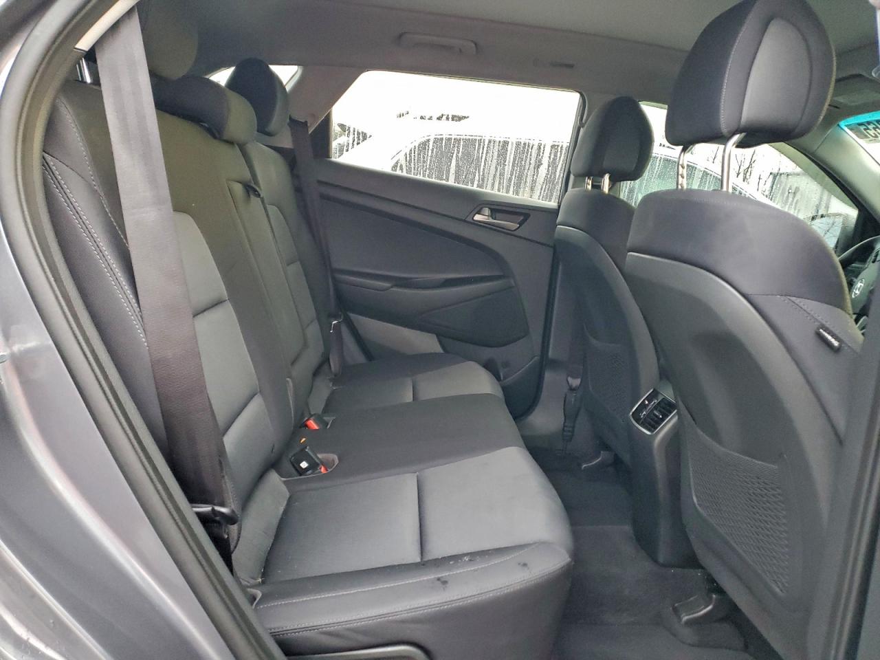 2018 Hyundai Tucson Value VIN: KM8J33A2XJU765445 Lot: 94648865