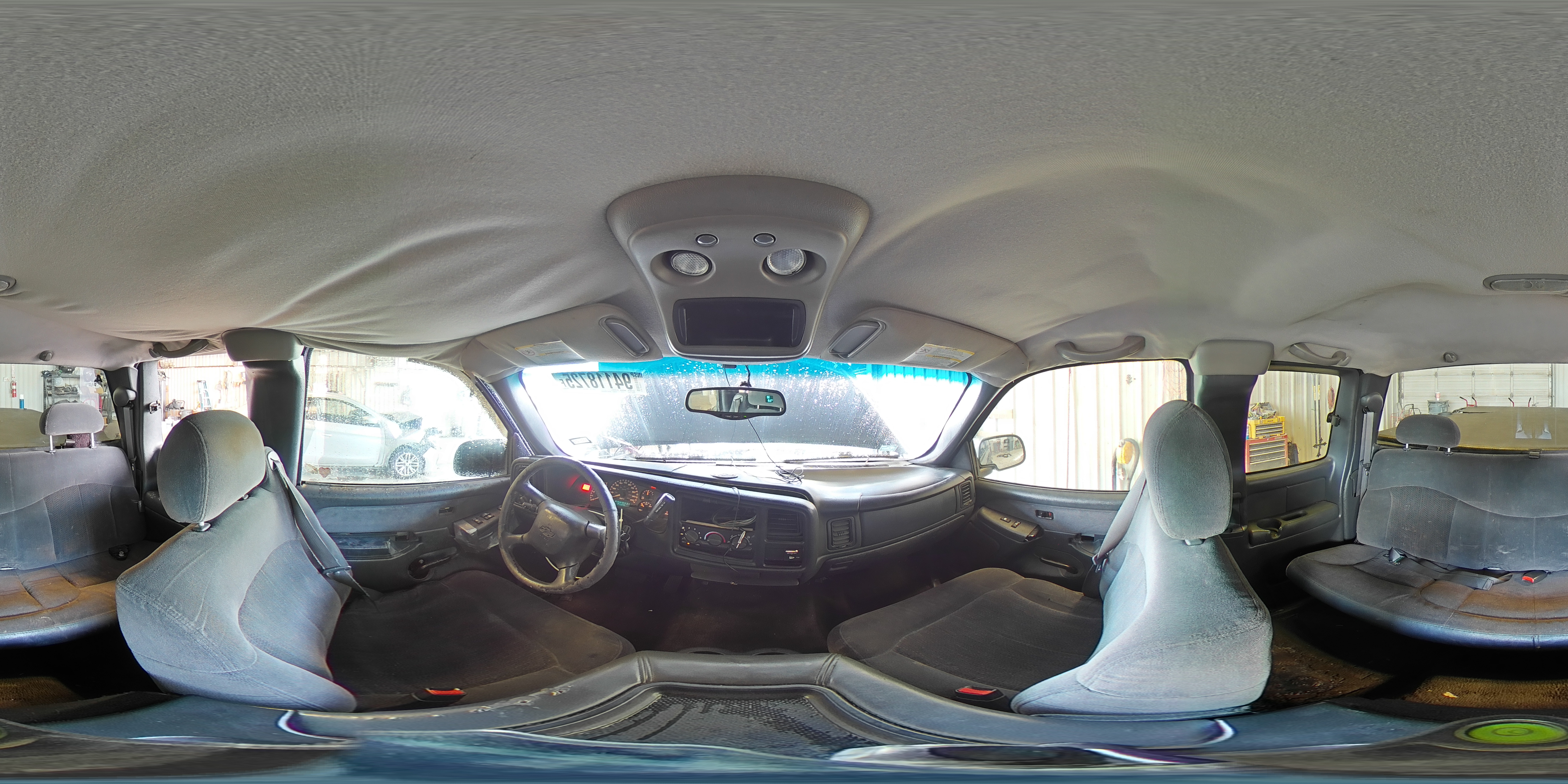 2002 Chevrolet Silverado C1500 VIN: 2GCEC19V921184847 Lot: 94118725