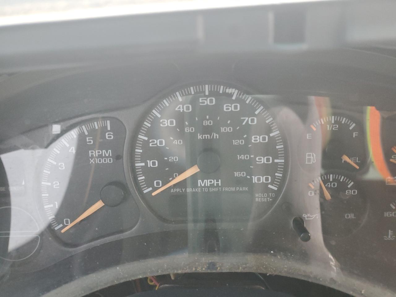 2002 Chevrolet Tahoe K1500 VIN: 1GNEK13T92R281457 Lot: 91056685