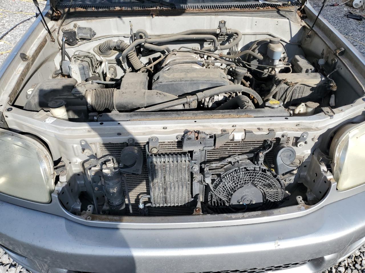 2002 Toyota Sequoia Sr5 VIN: 5TDZT34A32S075049 Lot: 92073065