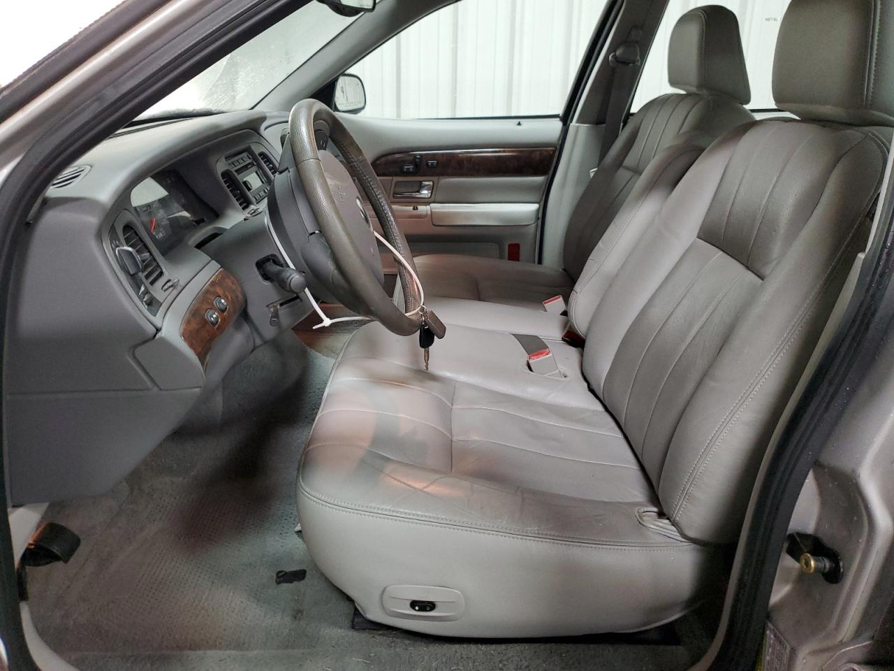 2005 Mercury Grand Marquis Ls VIN: 2MEHM75W25X667818 Lot: 92708385