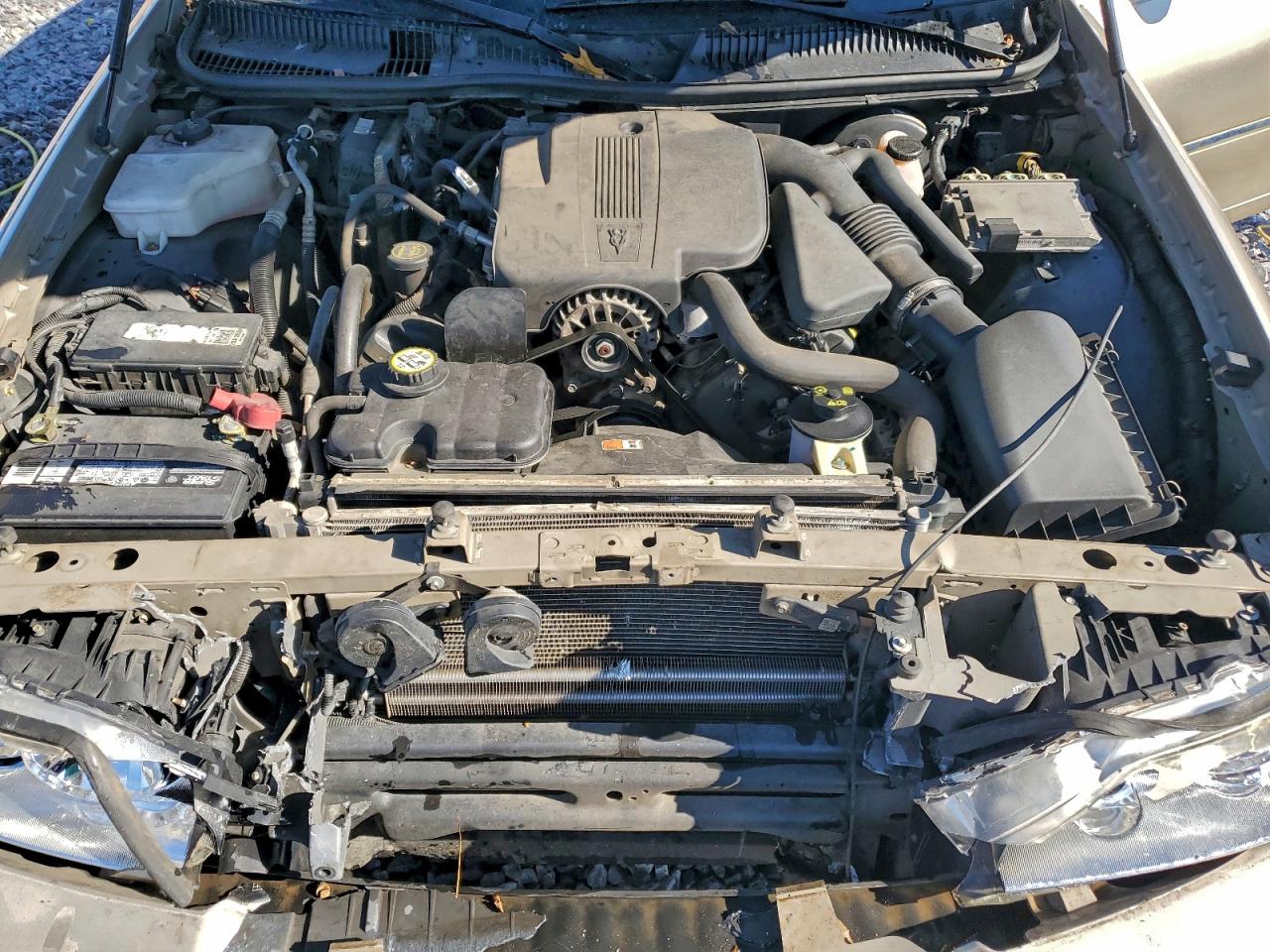 2006 Lincoln Town Car Signature Limited VIN: 1LNHM82V16Y613216 Lot: 93319525