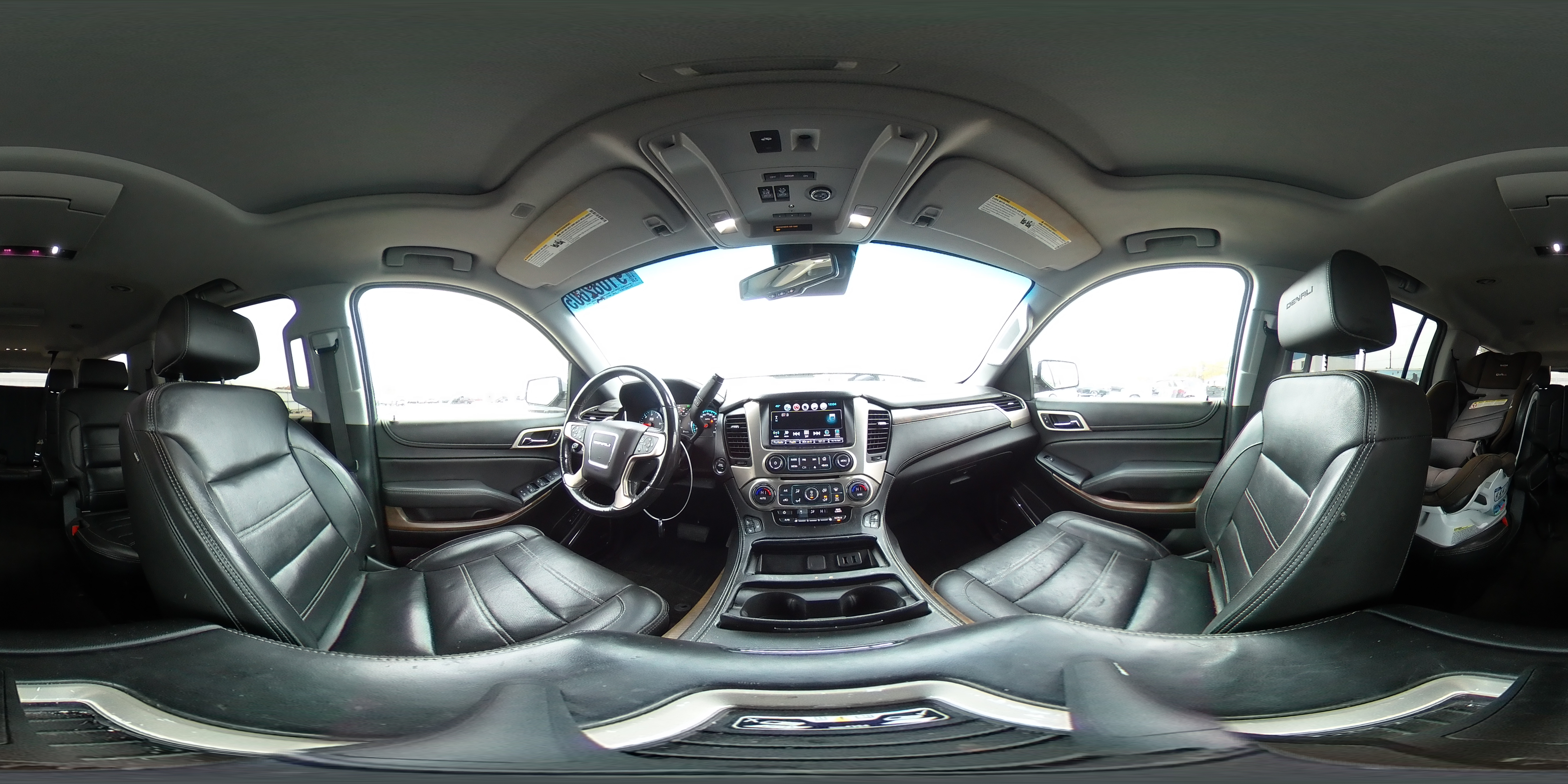 2018 GMC Yukon Xl Denali VIN: 1GKS2HKJ0JR327992 Lot: 91082605