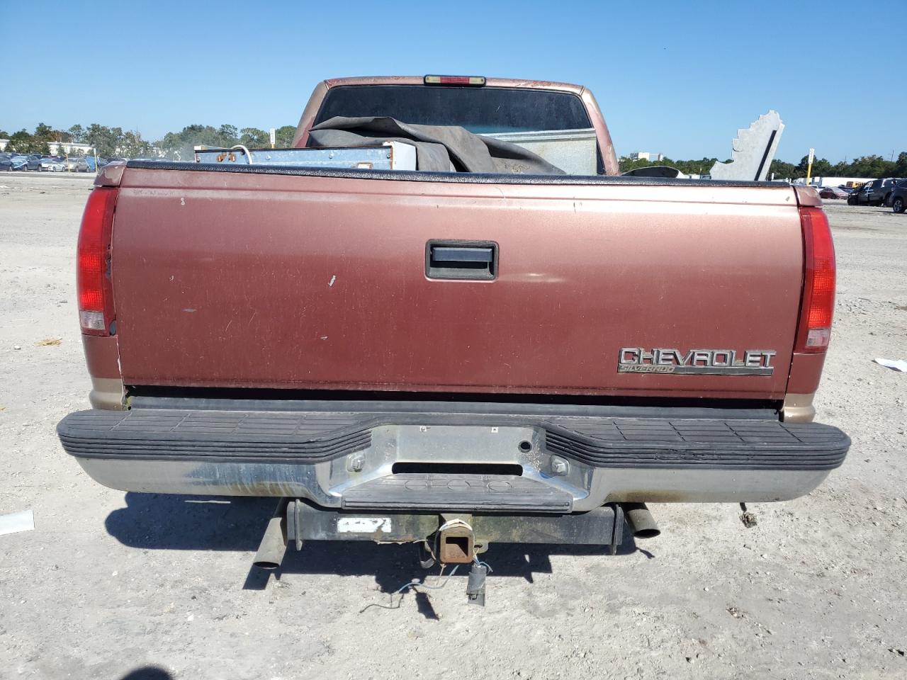 1998 Chevrolet Gmt-400 C1500 VIN: 2GCEC19R3W1178678 Lot: 93008515