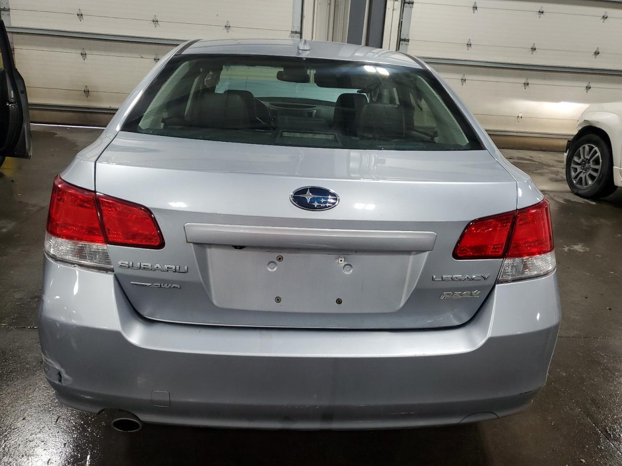 2014 Subaru Legacy 2.5I Limited VIN: 4S3BMBL62E3034617 Lot: 91409495