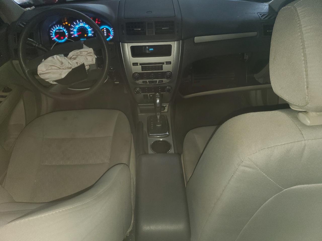 2010 Ford Fusion S VIN: 3FAHP0GA1AR409550 Lot: 93130545