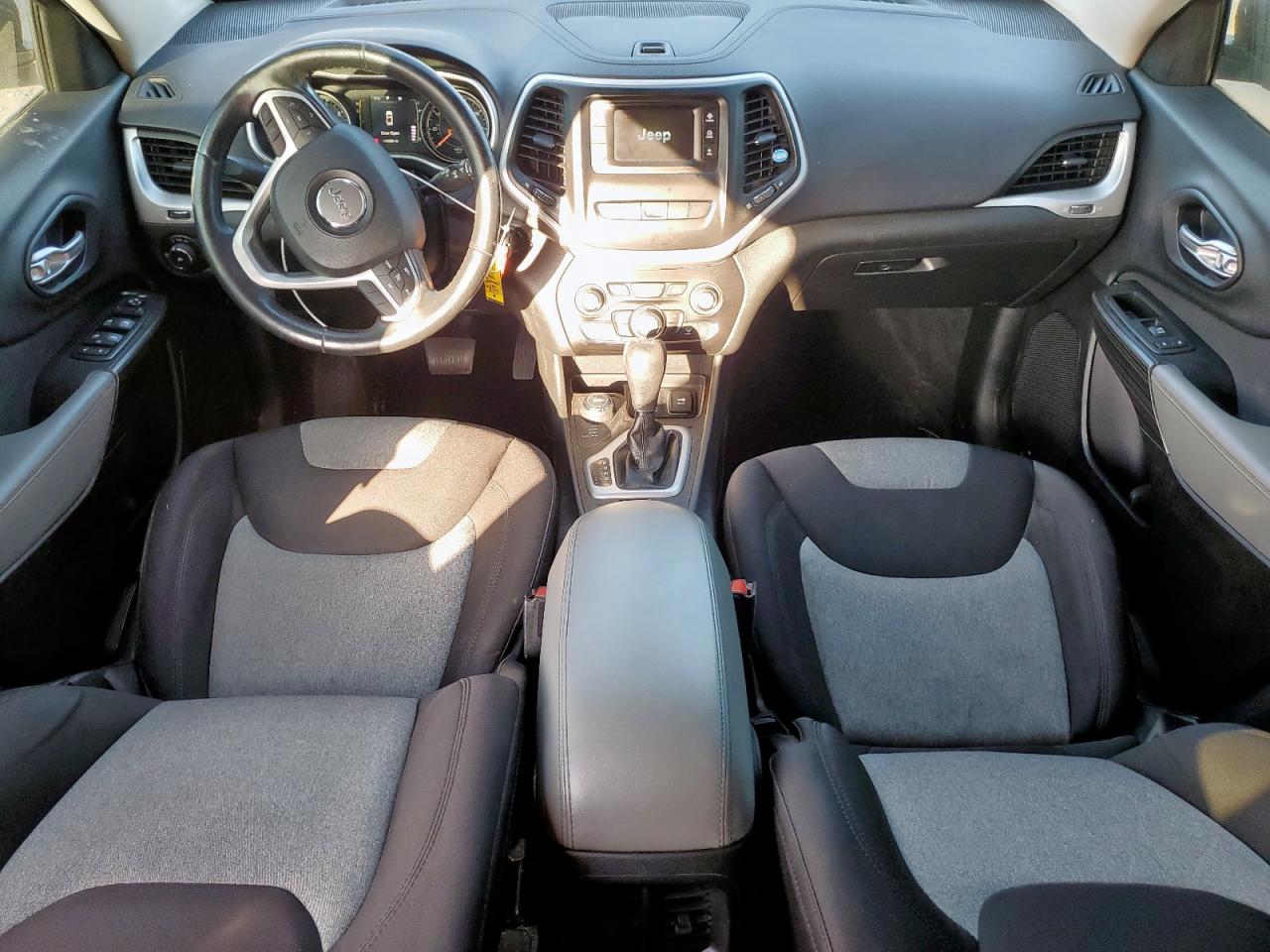 2014 Jeep Cherokee Latitude VIN: 1C4PJMCBXEW297797 Lot: 92186815