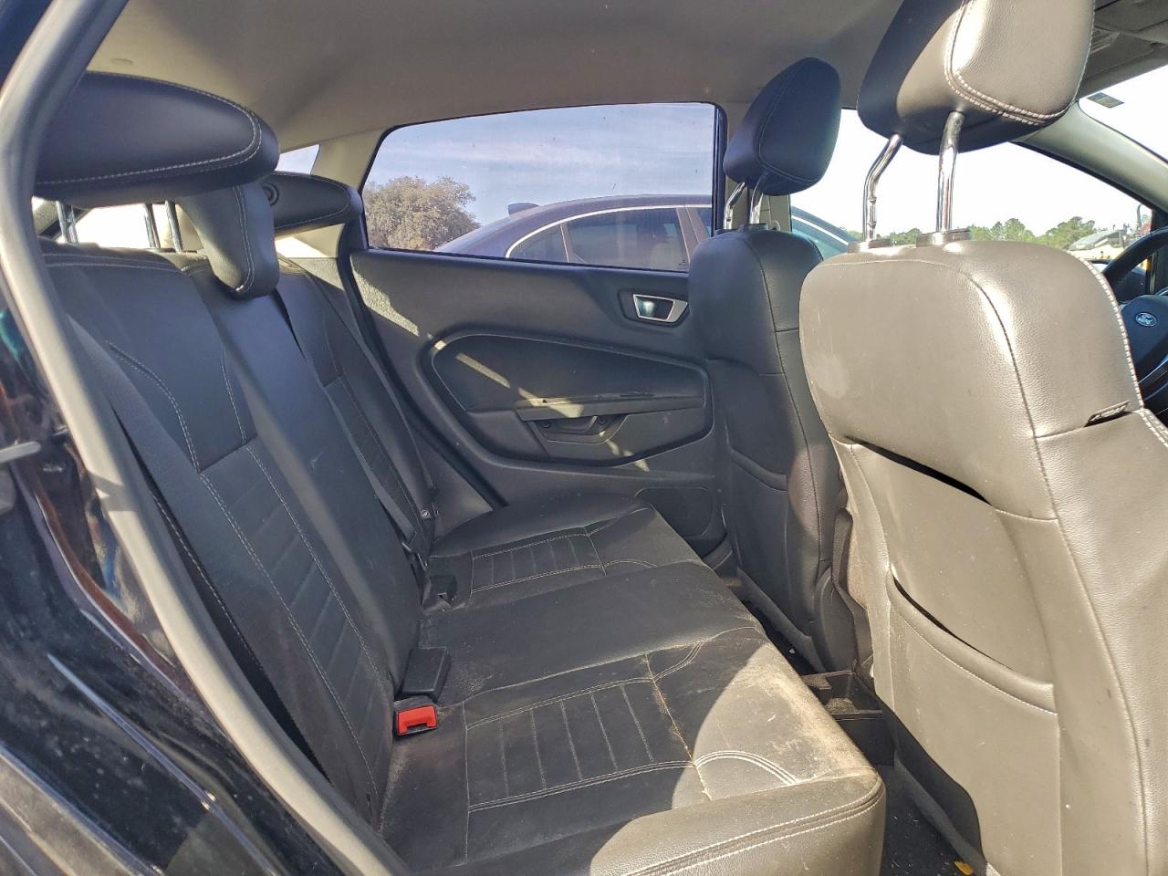 2016 Ford Fiesta Titanium VIN: 3FADP4FJ3GM203241 Lot: 94157255