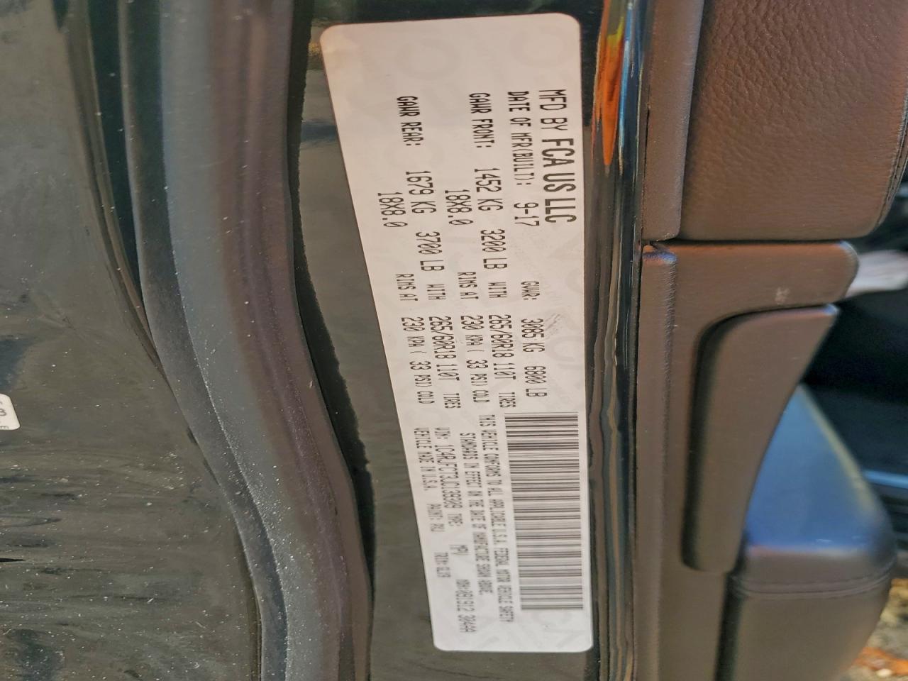 2018 Jeep Grand Cherokee Overland VIN: 1C4RJFCT3JC139309 Lot: 94332925