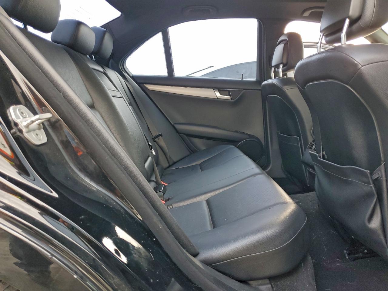 2014 Mercedes-Benz C 250 VIN: WDDGF4HB5ER304847 Lot: 94295325