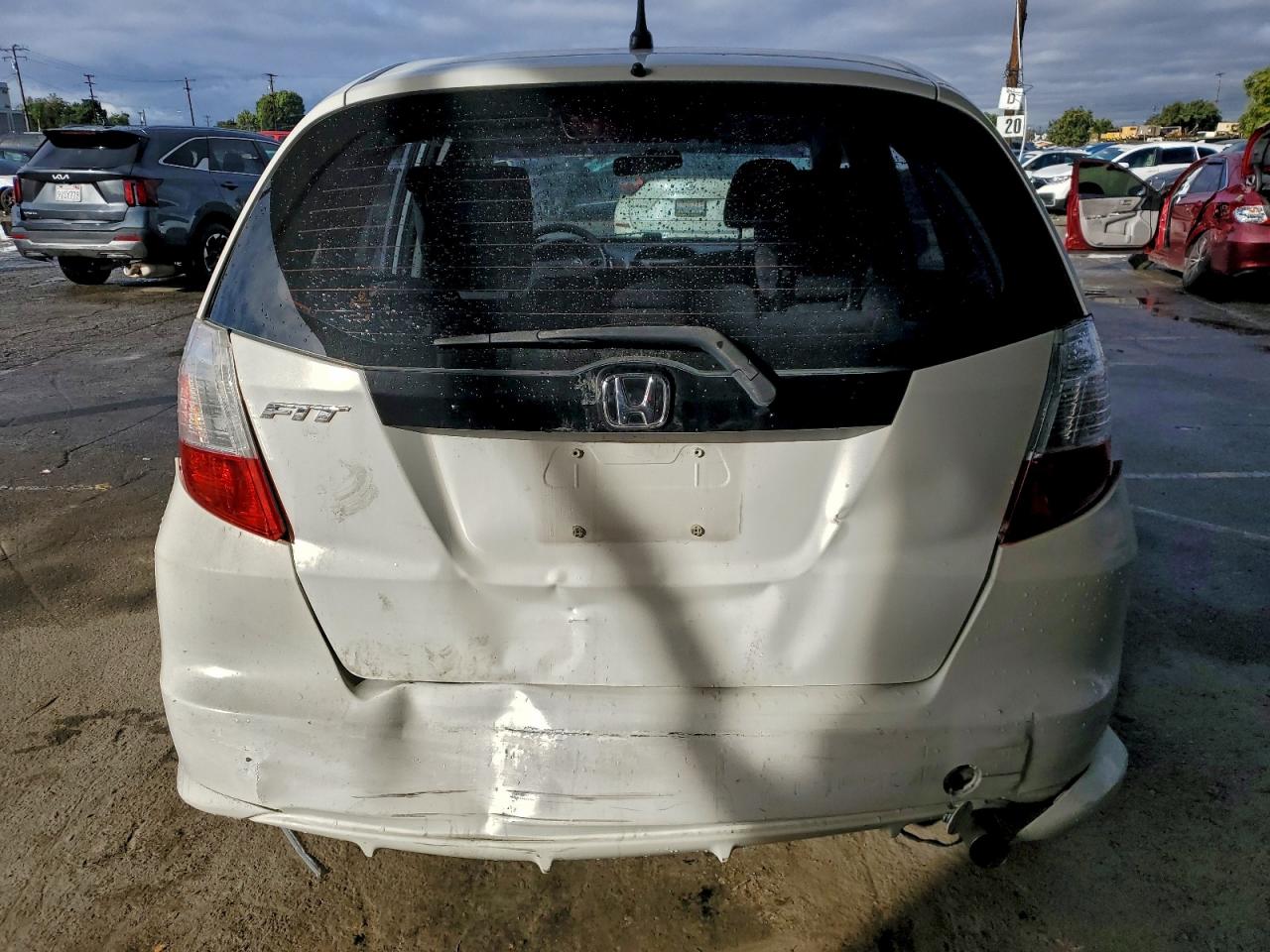 2013 Honda Fit VIN: JHMGE8H35DC001984 Lot: 94135675