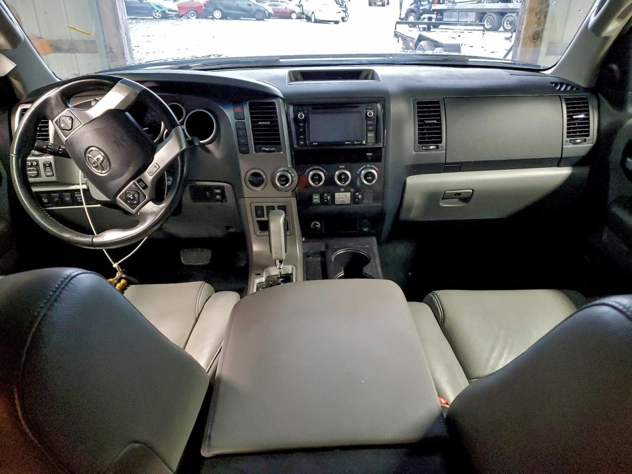 2017 Toyota Sequoia Limited VIN: 5TDJW5G18HS153300 Lot: 94320955