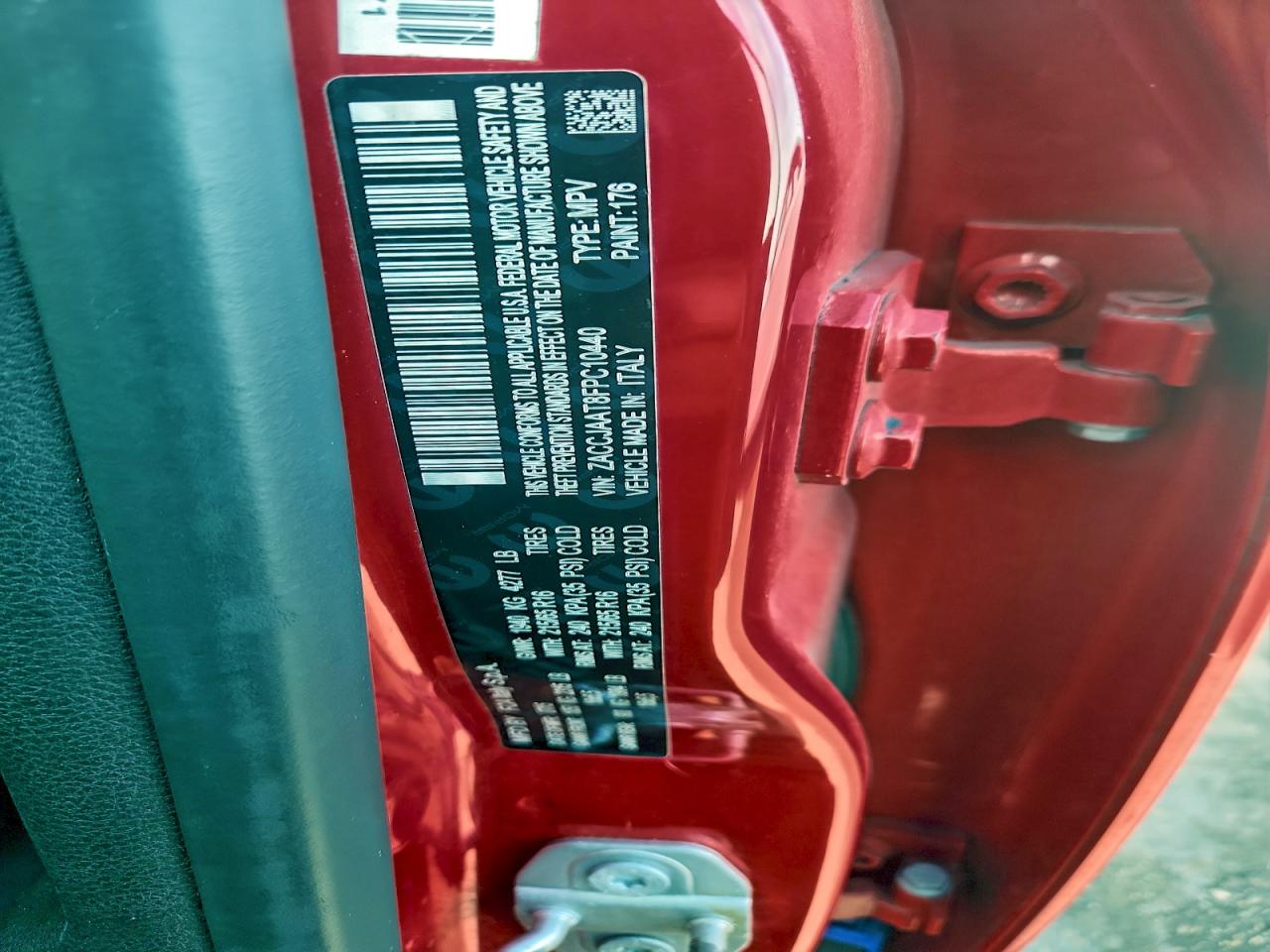 2015 Jeep Renegade Sport VIN: ZACCJAAT8FPC10440 Lot: 94278525