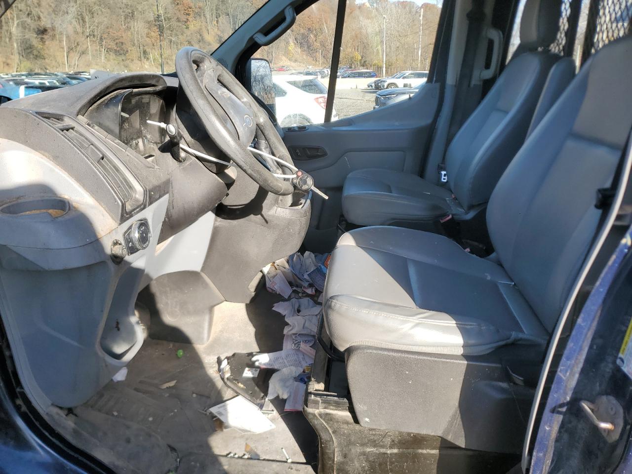 2015 Ford Transit T-250 Delivery Van VIN: 1FTNR1ZM0FKA92957 Lot: 93136105