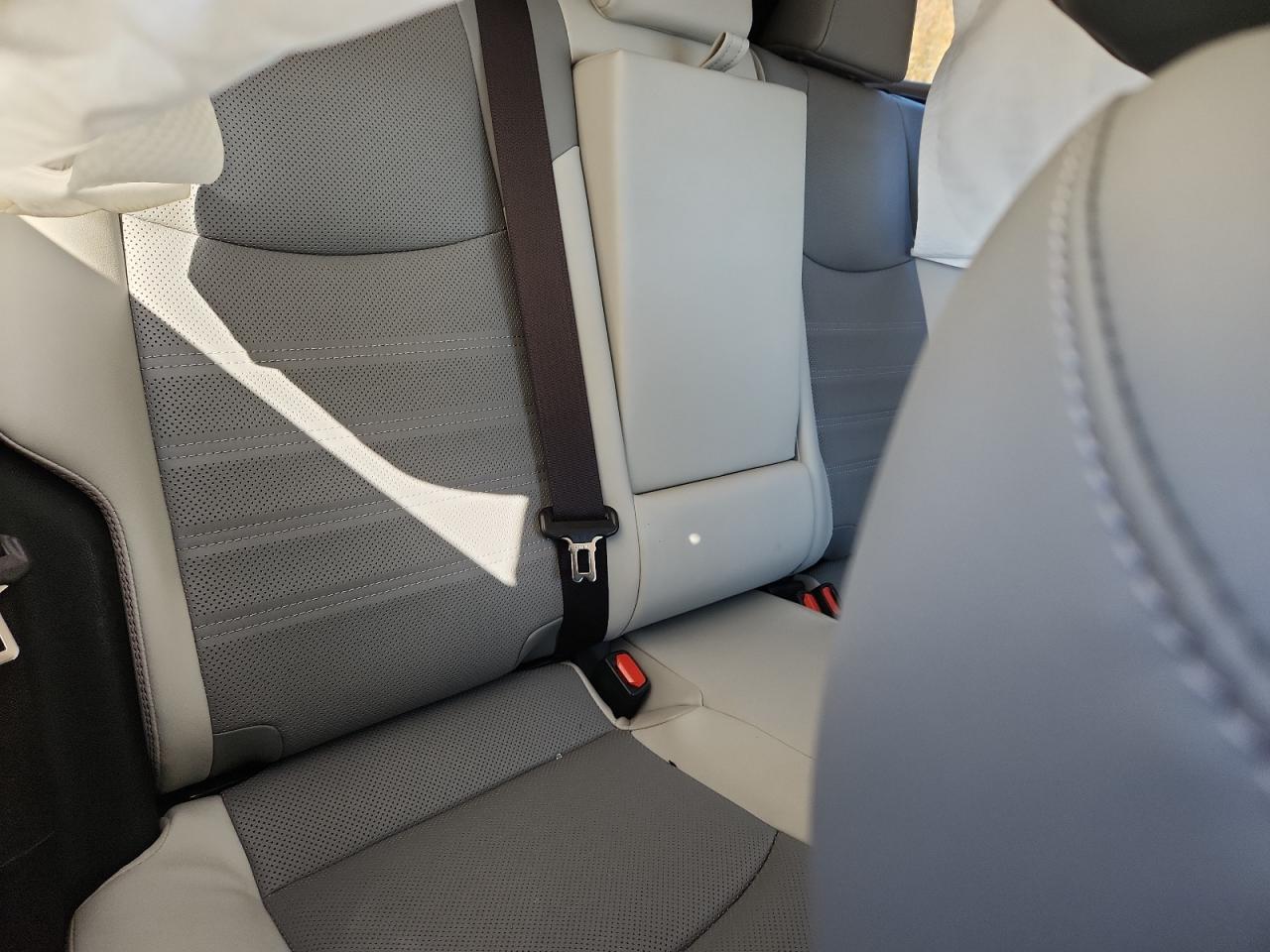 2020 Toyota Rav4 Limited VIN: JTMDWRFV4LD049335 Lot: 92330945