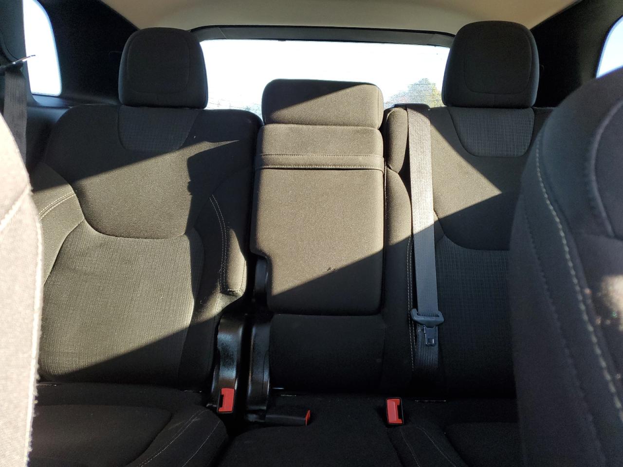 2017 Jeep Cherokee Latitude VIN: 1C4PJLCB6HW641317 Lot: 90569025