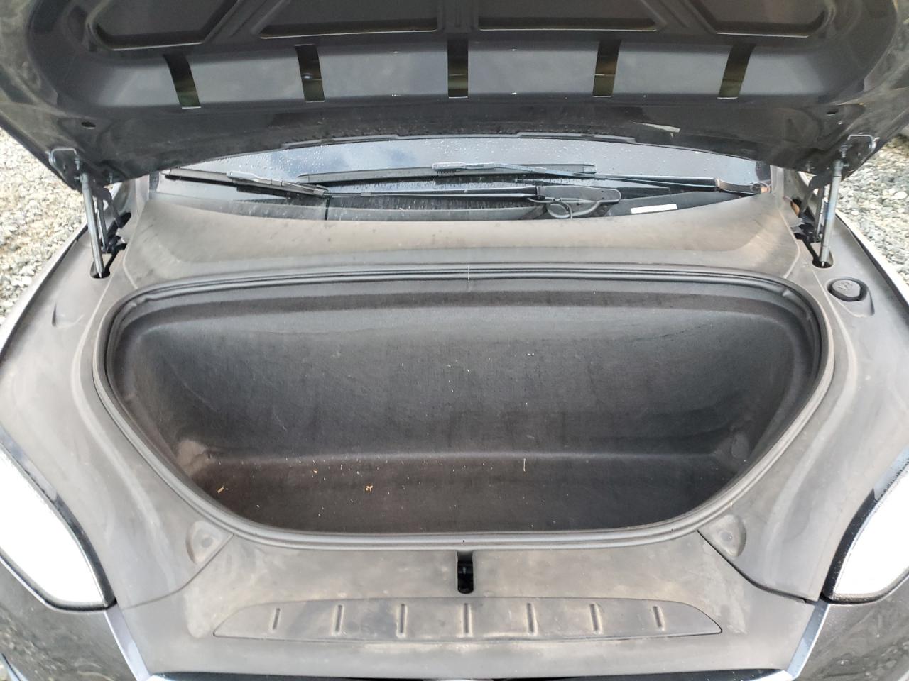 2020 Tesla Model X VIN: 5YJXCAE23LF232765 Lot: 93510165