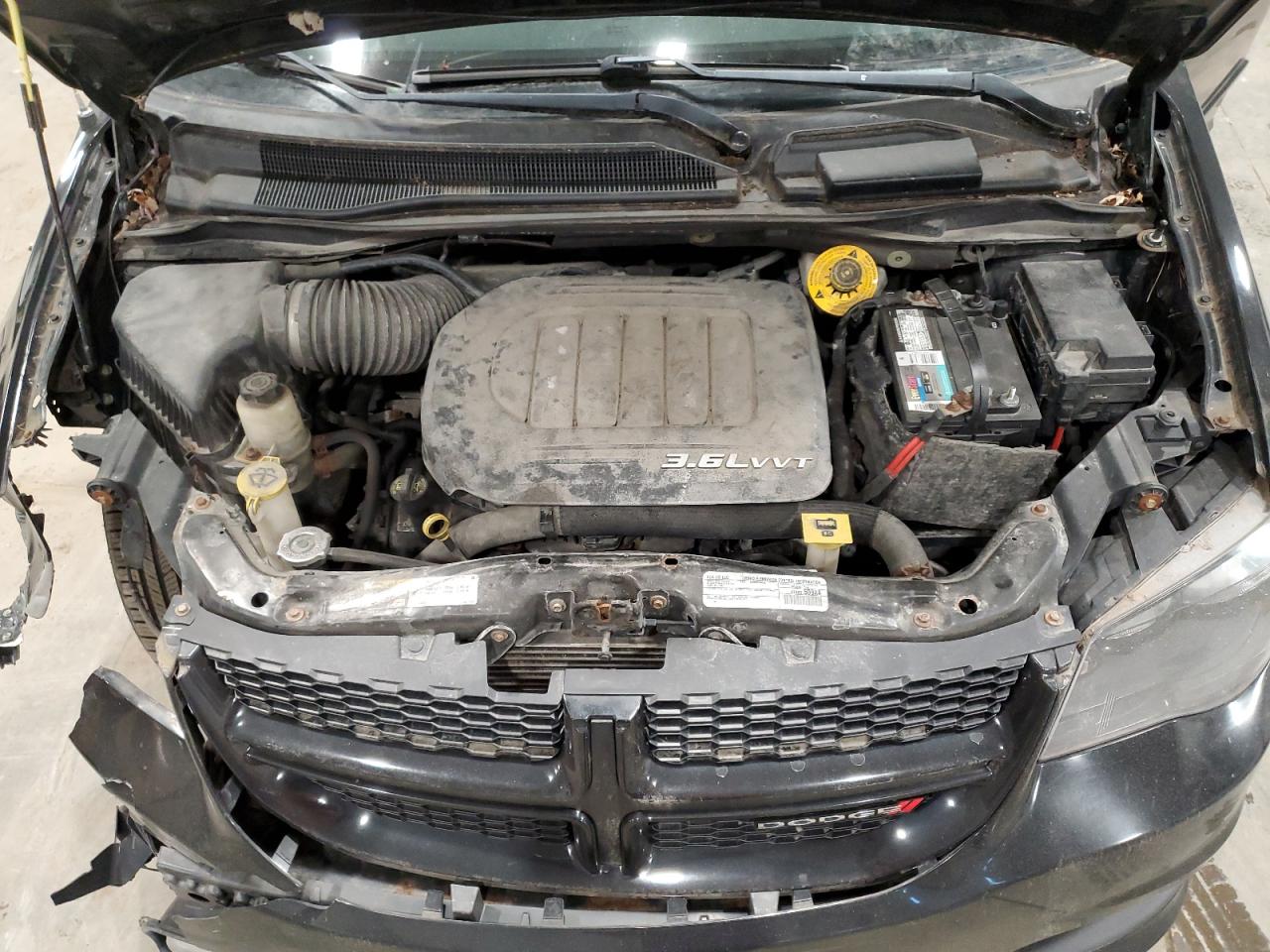 2016 Dodge Grand Caravan R/T VIN: 2C4RDGEG1GR318896 Lot: 92912295