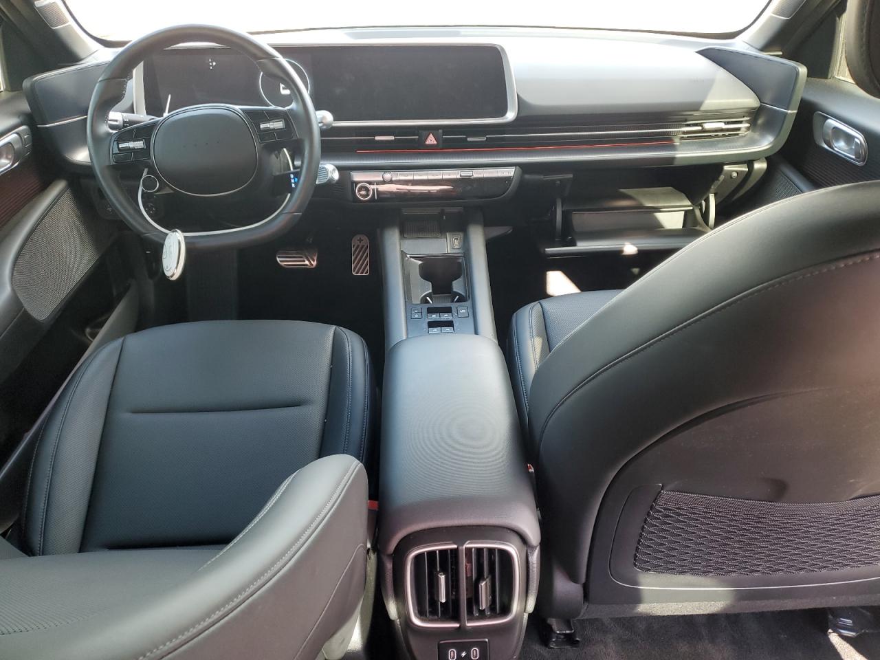 2024 Hyundai Ioniq 6 Limited VIN: KMHM54AC7RA078085 Lot: 90373635