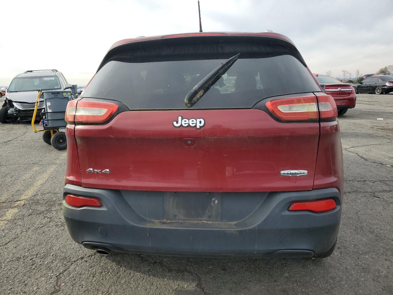 2016 Jeep Cherokee Latitude VIN: 1C4PJMCB3GW280262 Lot: 92883645