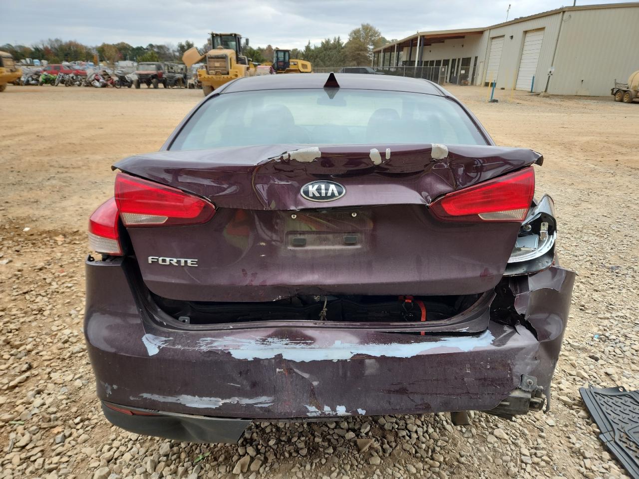 2018 Kia Forte Lx VIN: 3KPFL4A76JE198984 Lot: 92071625