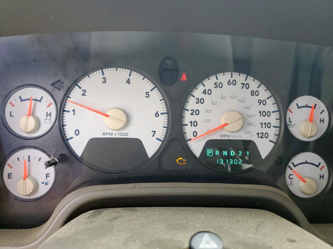 2008 Dodge Ram 1500 St VIN: 1D7HA18228J104173 Lot: 93334105