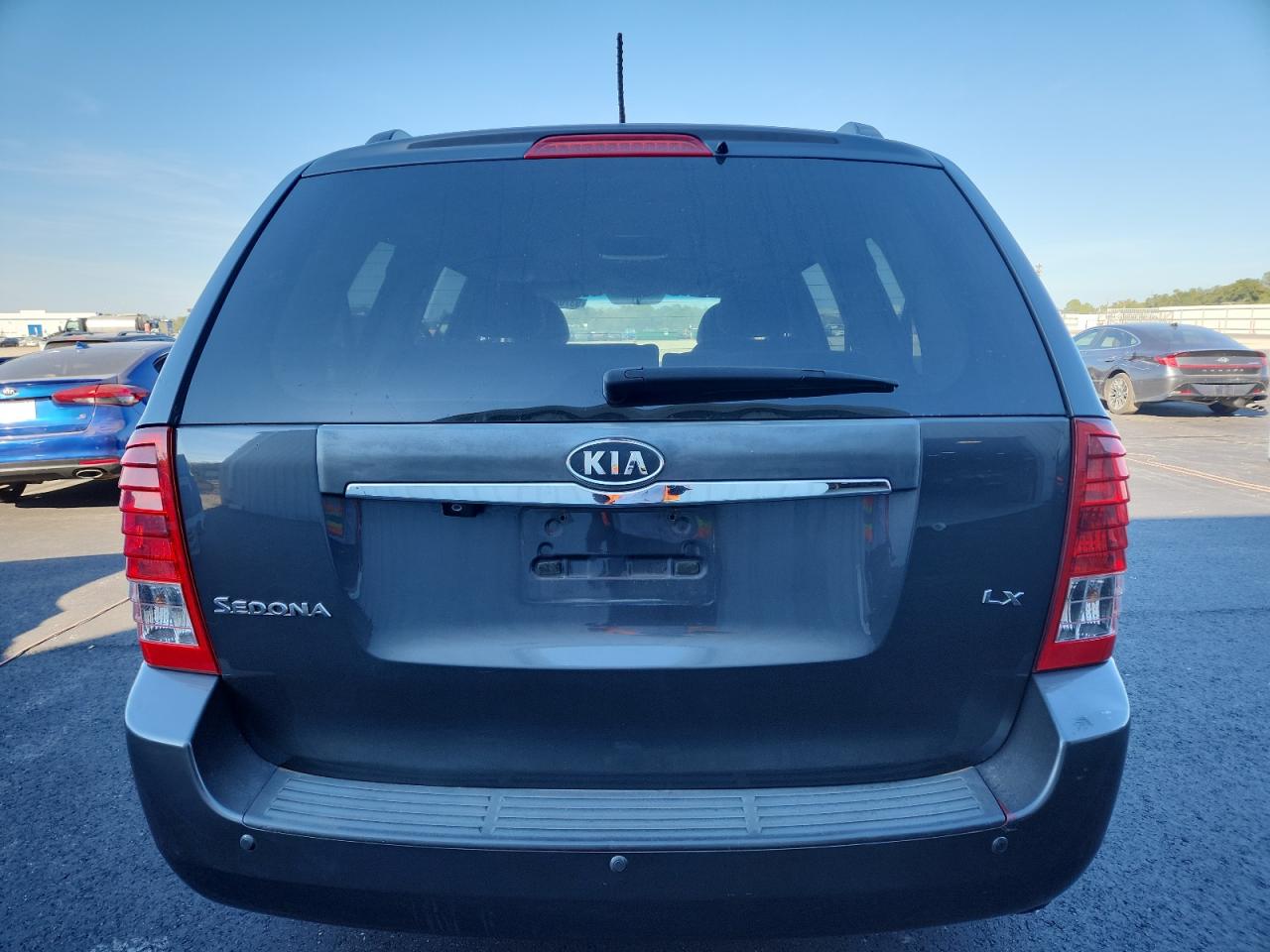 2012 Kia Sedona Lx VIN: KNDMG4C70C6504806 Lot: 93702445
