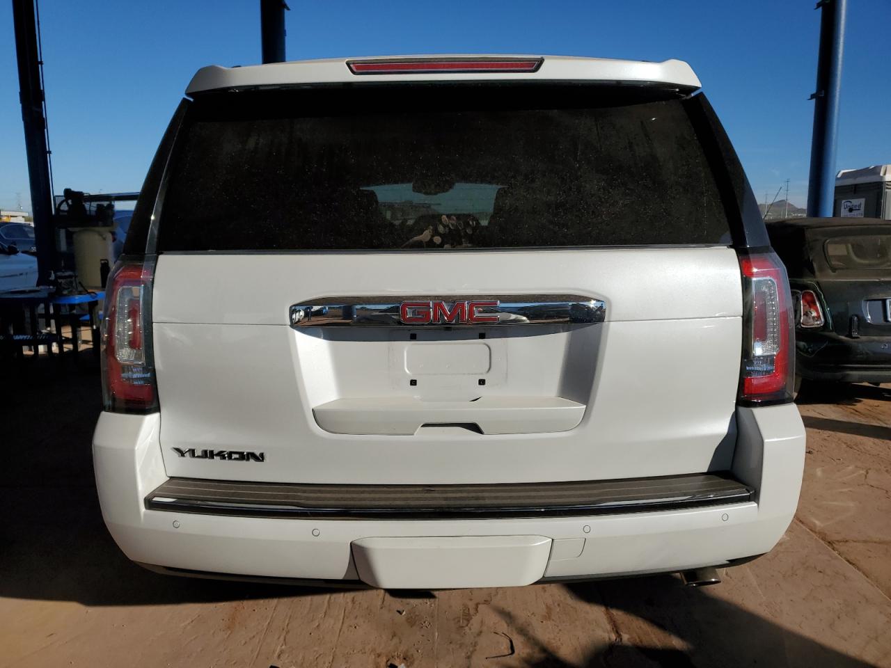 2018 GMC Yukon Denali VIN: 1GKS2CKJ2JR102475 Lot: 91426335