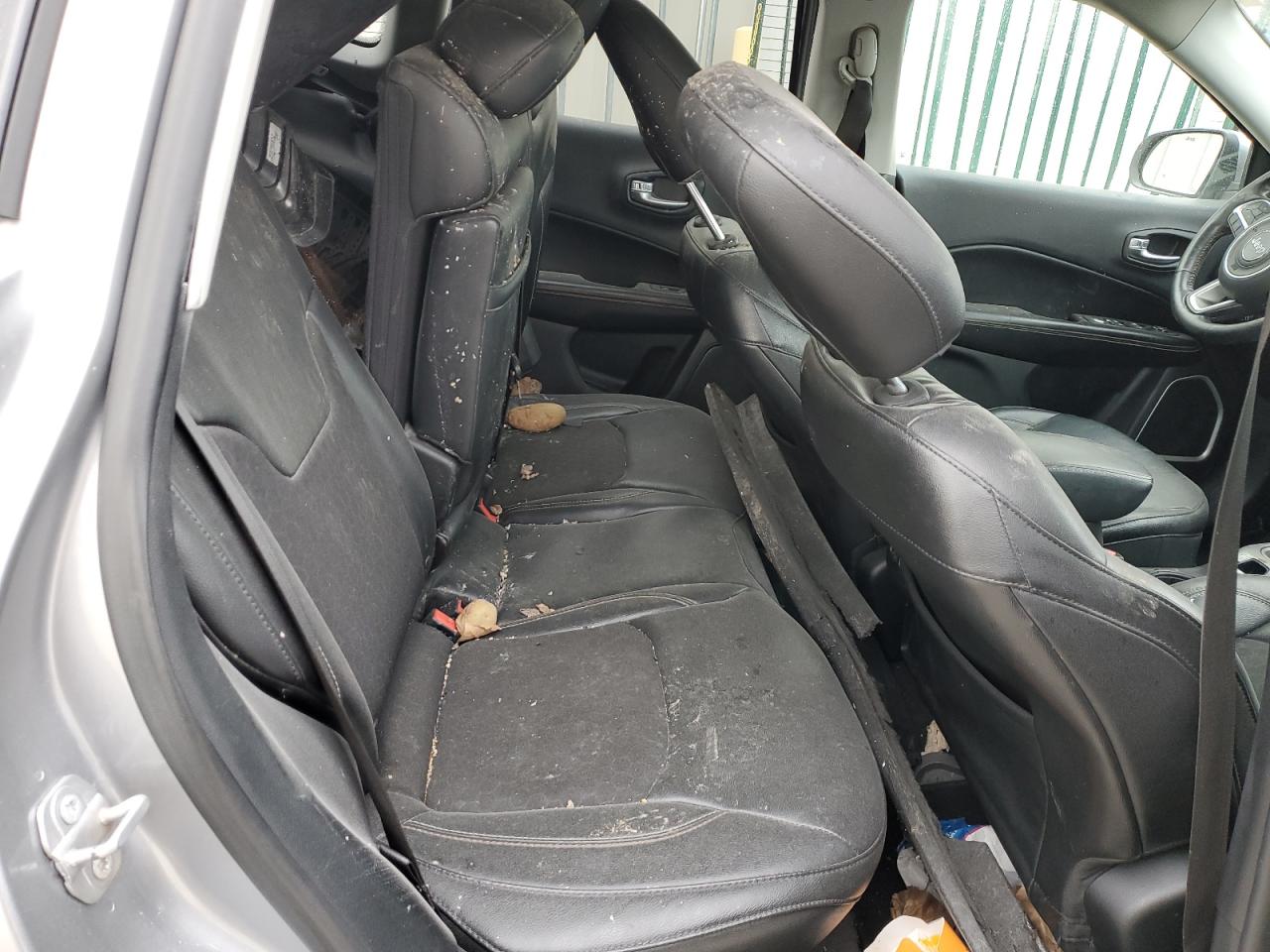 2018 Jeep Compass Latitude VIN: 3C4NJCBBXJT502165 Lot: 92046605