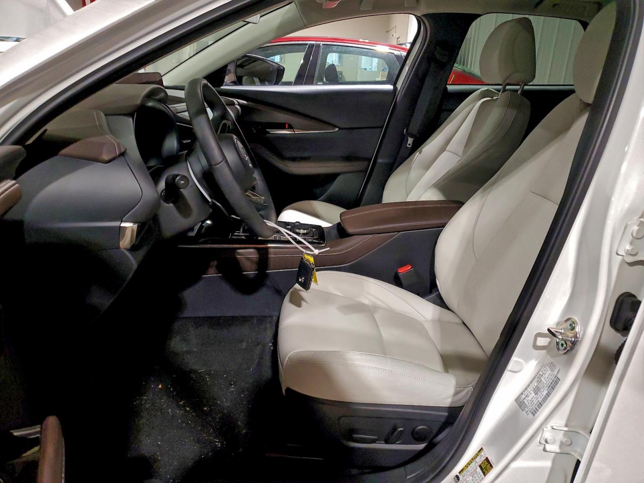 2025 Mazda Cx-30 Premium VIN: 3MVDMBDY2SM805868 Lot: 93844165