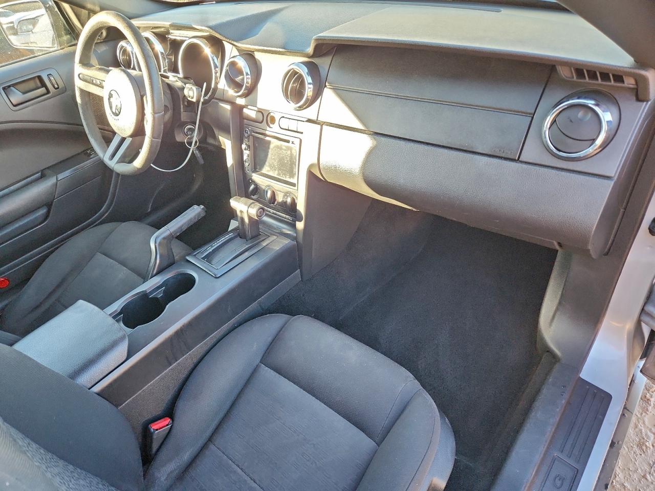 2006 Ford Mustang VIN: 1ZVFT80N265183258 Lot: 93652515